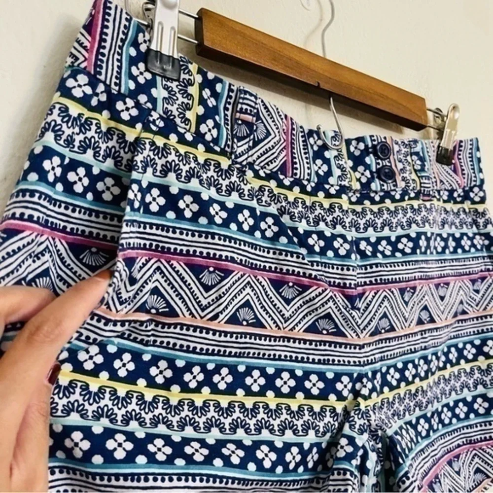 Vineyard Vines Floral Print Shorts Size 4